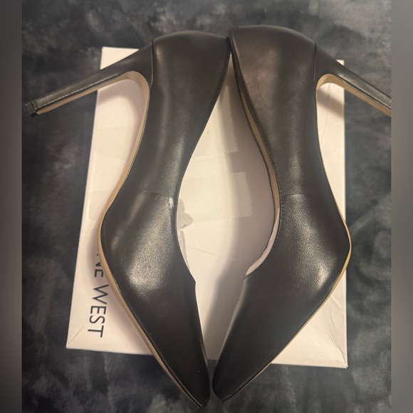 Elegant Black Nine West Tatiana Women's Pumps - Picture 5 of 7